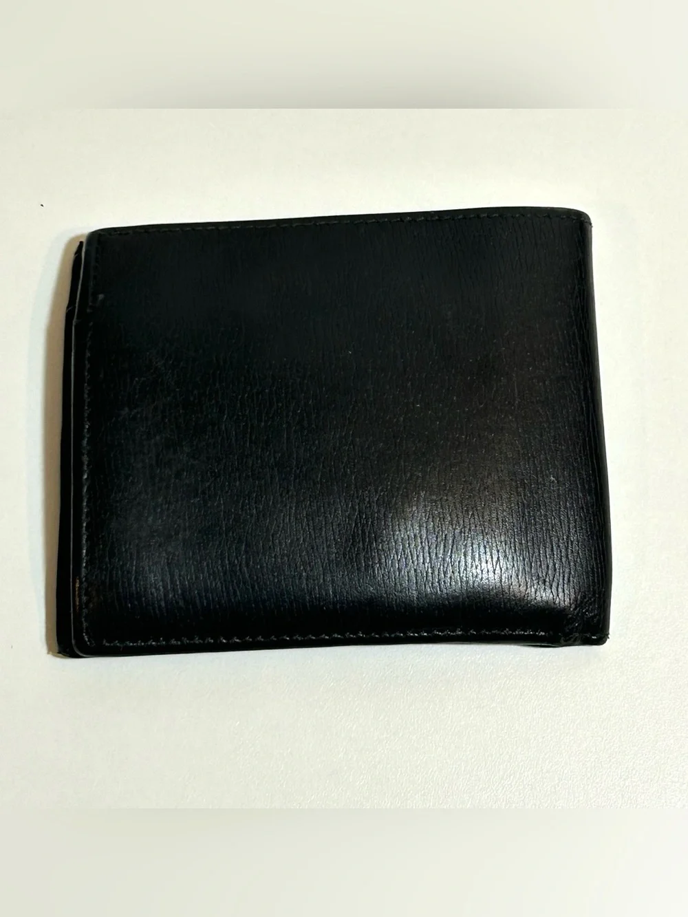 Gucci bifold wallet